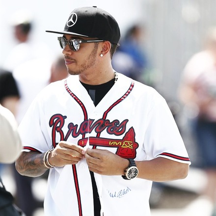 In my new signed #HankAaron Atlanta Braves Jersey!! #44!! Thanks guys!