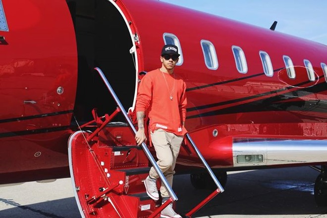 Australia, we're here!! #TeamLH #AustralianGP #LetsGooooooo!!!!