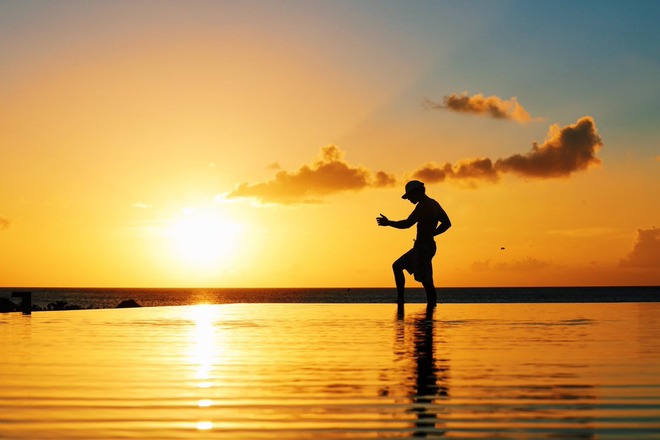 There's nothing like a Caribbean sunset! ☀️☀️☀️ https://t.co/zkwDglO5h4