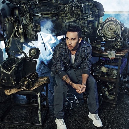 Check out my feature in @modernweeklylifestyle from when we were in Shanghai! #TeamLH @shawayyeh