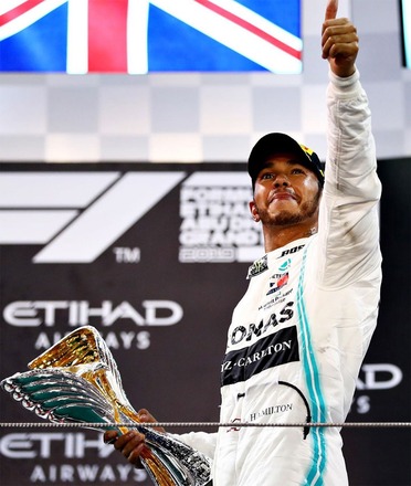What a way to end the season. I’m so grateful to my team for the hard work they have put in this year, constantly raising the bar. But above all, thank you #TeamLH for your support. The positivity you give me is overwhelming and I feel your love from all around the world. We did it guys. 🙏🏾#wewinandwelosetogether