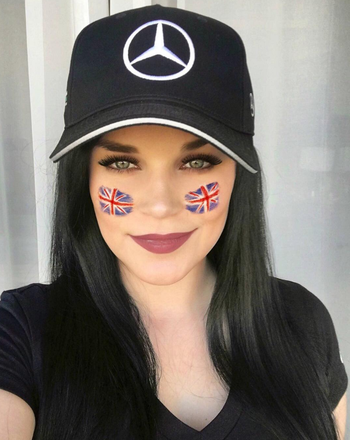 "It's time, it's time, it's Hammertime!!!⏰🔨🔨🔨 Race Day!!!🏎😁🙌🏻 @lewishamilton @team_lh" - via @iammariaivanova