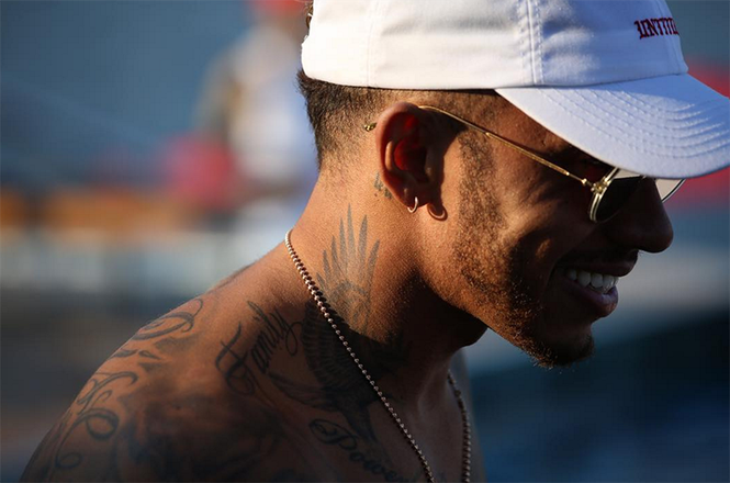 Stay Smiling. Stay Blessed. 🙏🏽